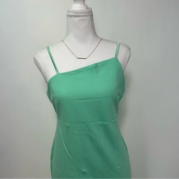NEW! Petal & Pup Zahra Asymmetrical Neckline Midi Dress in Green - Picture 4 of 17